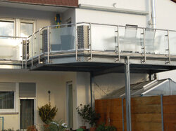 Anbaubalkon – Referenz von Rosskopf Metallbau